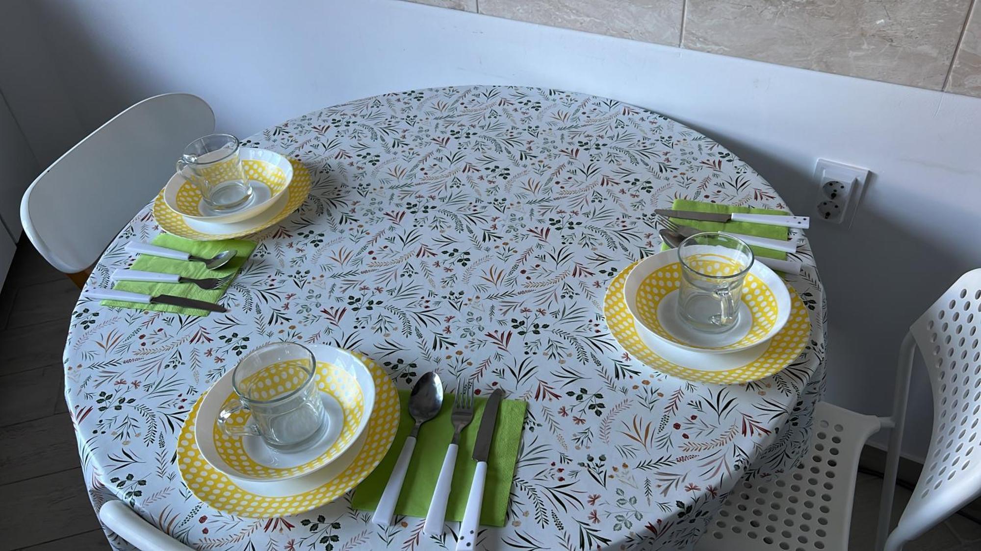 2 Rooms Apartment Airy & Bright Relax Iasi Esterno foto